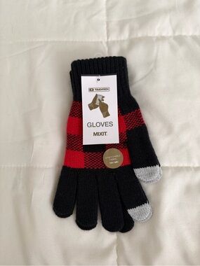 Touchscreen Gloves in Black, Red & Gray